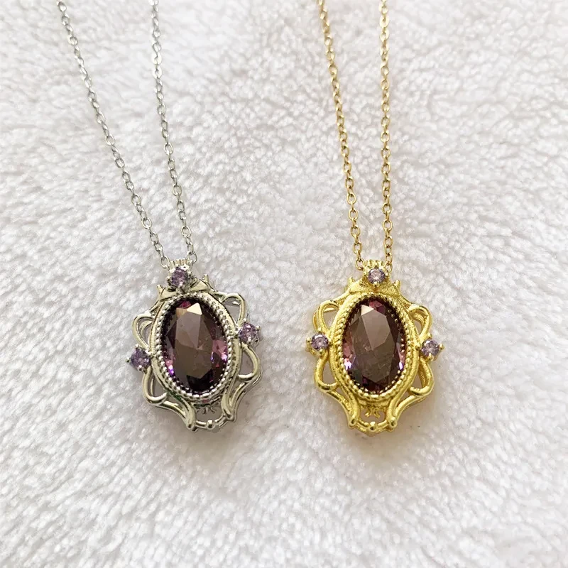 Diamond-embedded Light Luxury Ladies Clavicle Chain