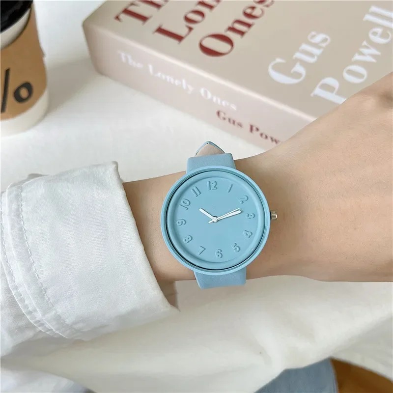 Women Quartz Watch Macaron Color Retro Digital Wristwatch