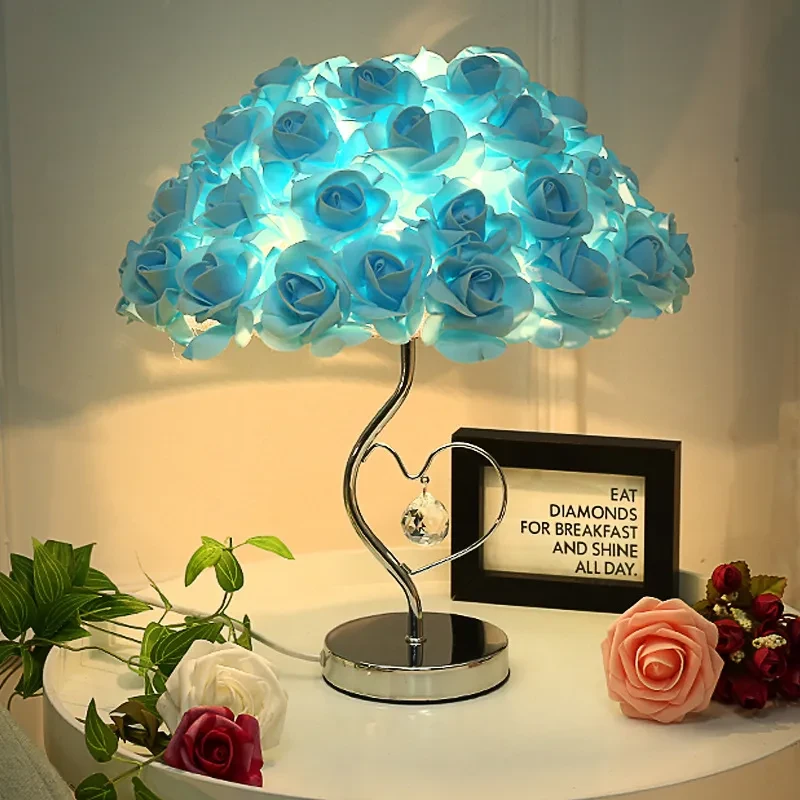 Rose Heart-shaped Table Lamp