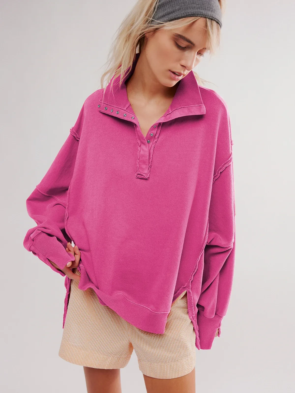 Women's Lantern Sleeve Decorative Moulding Split Lapel Sweater