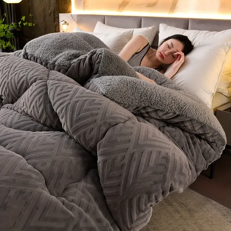 1pc Embossed Velvet Winter Comforter Ultra-Soft, Warm & Lightweight All-Season Blanket
