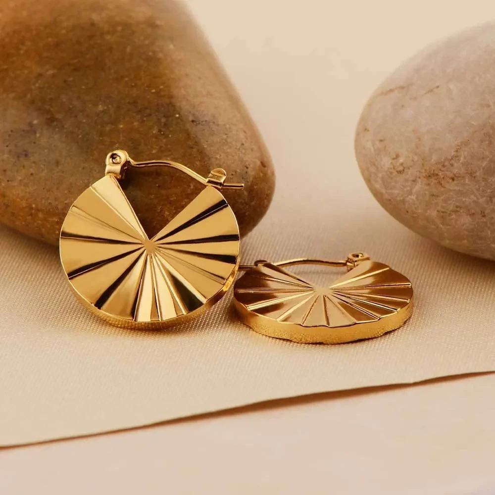 Bold Scallop Earrings