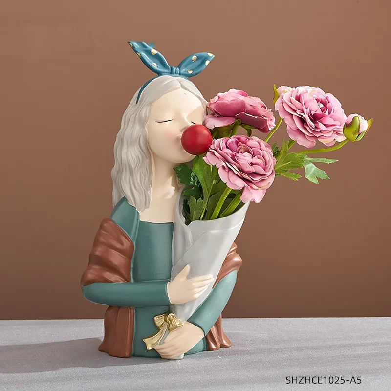 Home Decor Girl Figurine Resin Sculpture Abstract Art Room