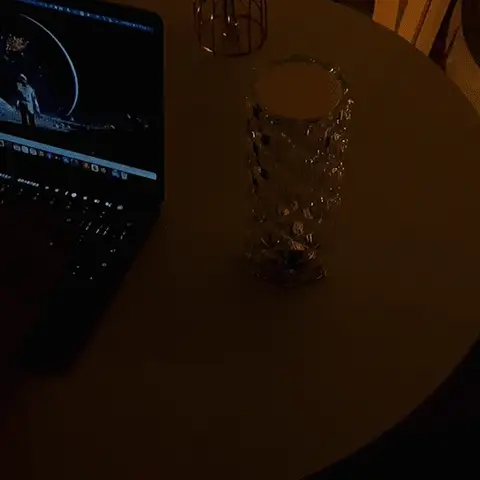 Prism Rose Lamp: Luxe Glow