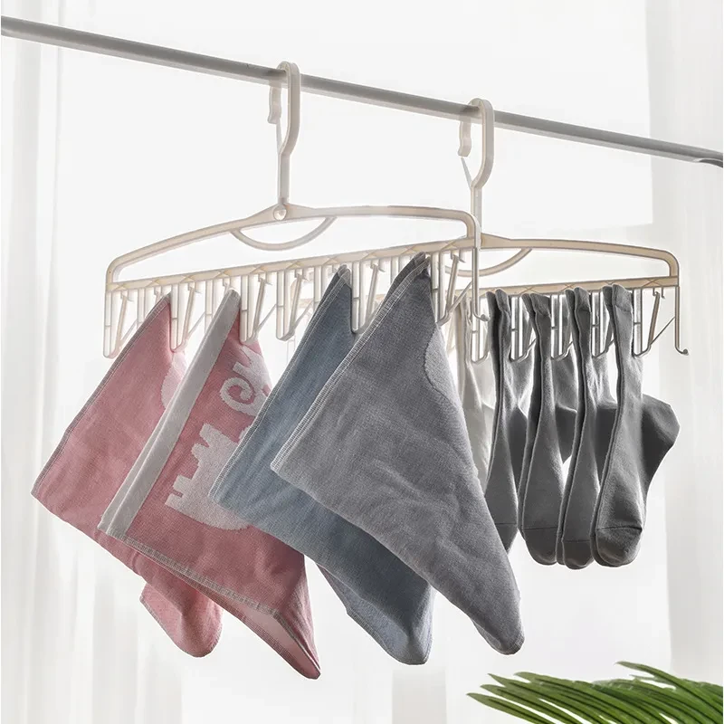Multifunctional clothes hanger
