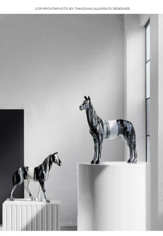 Nordic Light Luxury Horse Decoration Office Wine Cabinet Home Decorations