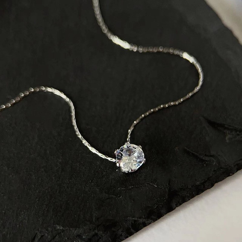 ANENJERY 316L Stainless Steel Zircon Thin Clavicle Chain Necklace