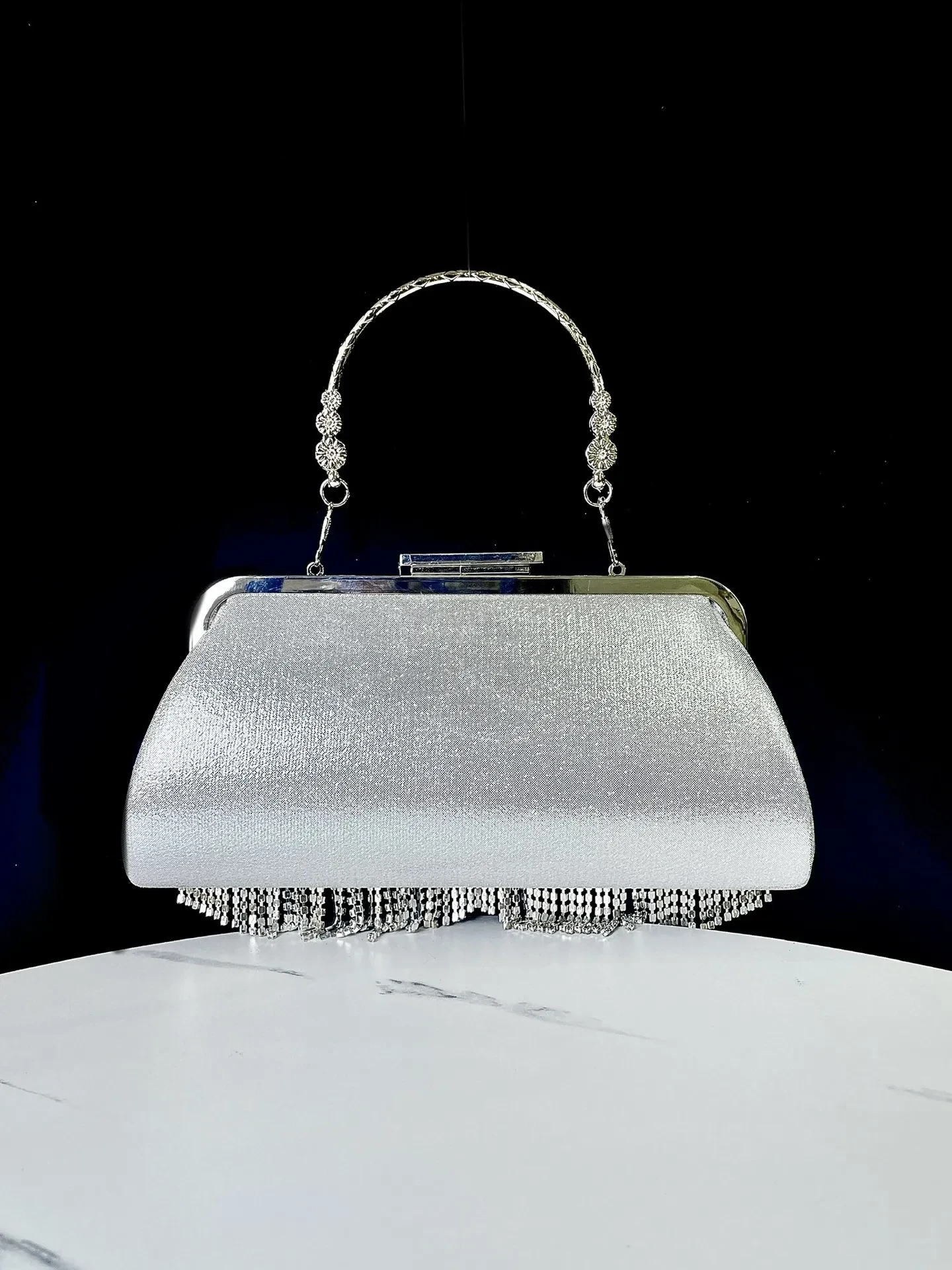 New Tassel KTV Princess Dinner Dress Hand Shoulder Crossbody Banquet Bag