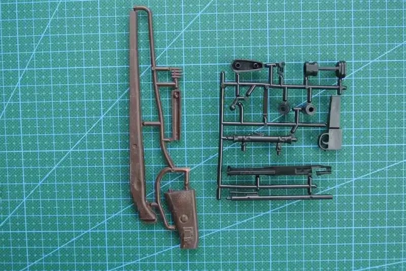 1/6 KAR 98K Mauser Rifle Gun Model Coated Plastic Military Model Accessories for 12