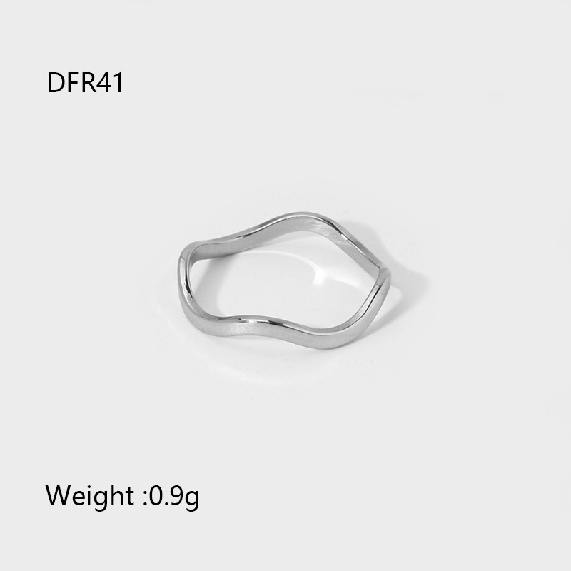 Waterproof 18k Gold Plated Stainless Steel Waved Ring