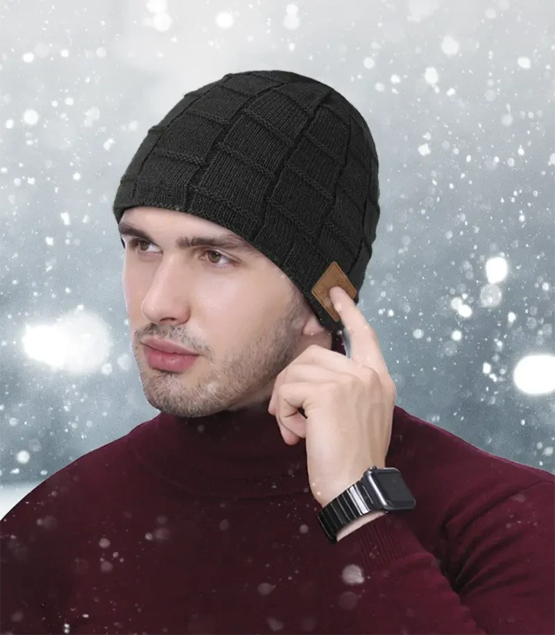 Christmas Gift Wireless Beanie Hat Outdoor Snowy Use Velvet Insulation Large Plaid Music Earphones Knitted Hat