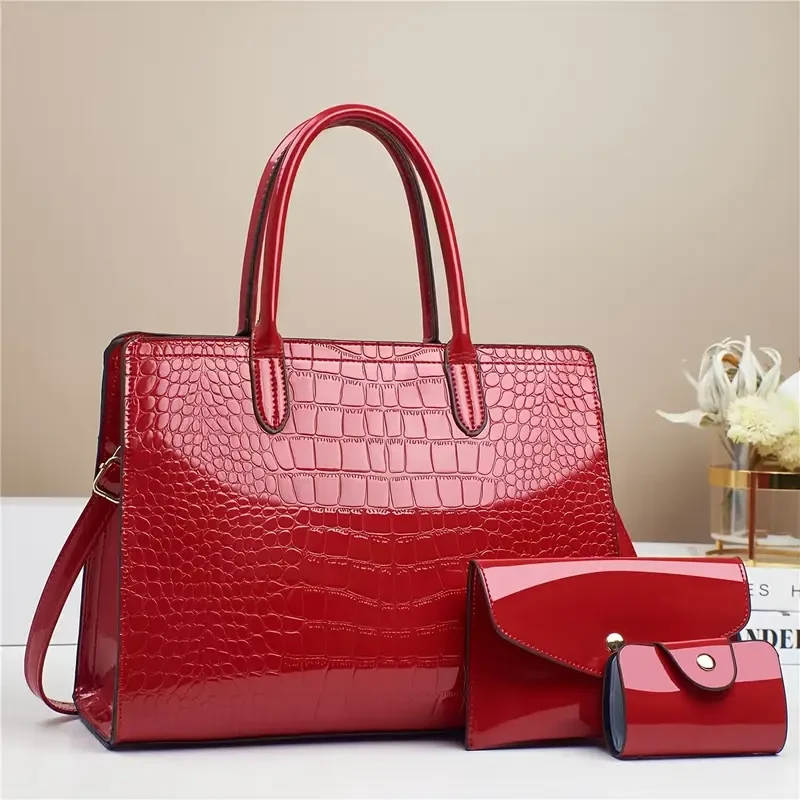 1pc Elegant Crocodile Pattern Faux Leather Tote Bag for Women, Fashionable High-End Handbag with Removable Strap, Zipper Closure, Polyester Lining, and Includes Matching Wallet