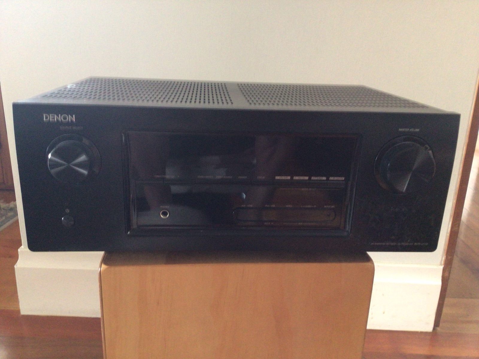 Denon AVR2113 Amplifier