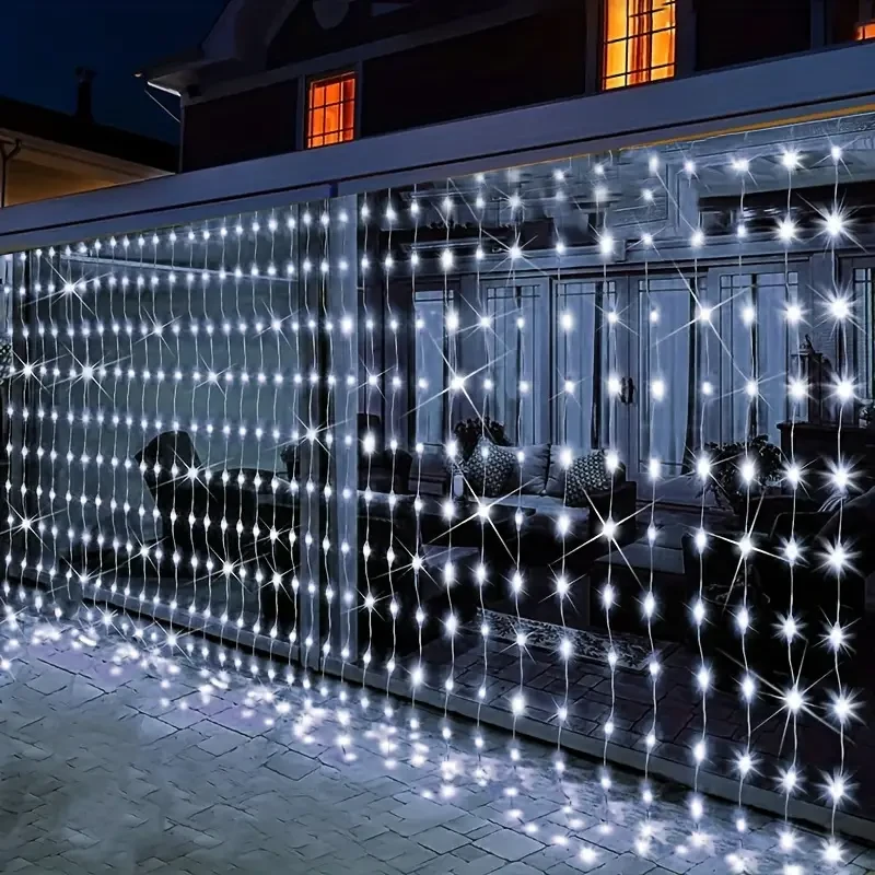 Solar-Powered Curtain String Lights - 8 Lighting Modes