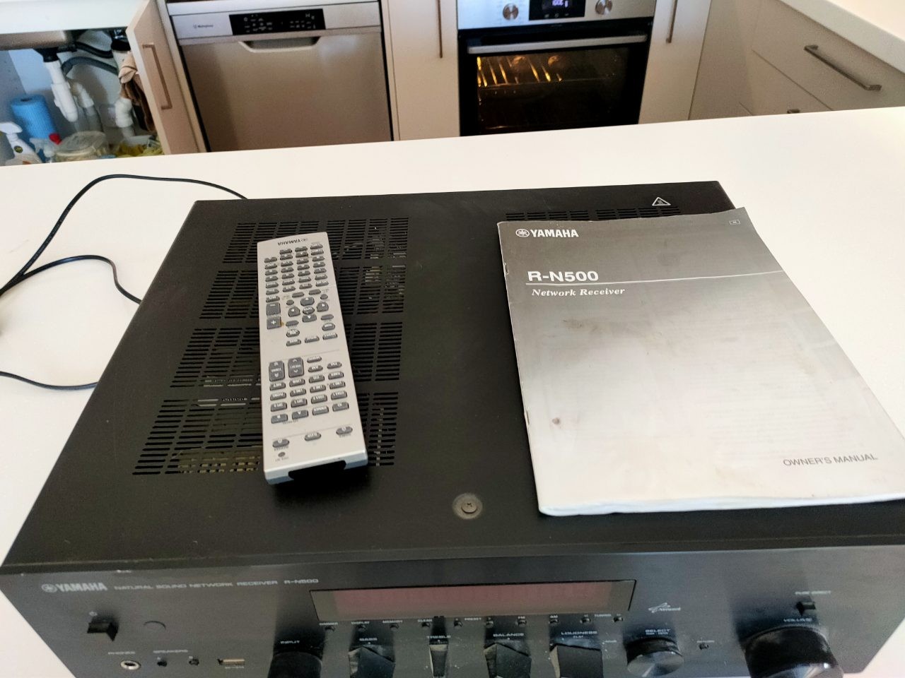 Yamaha R-N500 Hi-Fi 2.1 network receiver