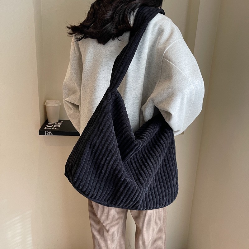 Stylish Good Texture Simple Casual Large Capacity Shoulder Underarm Bag