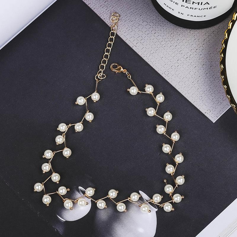 Womens Simulated Pearls Necklace