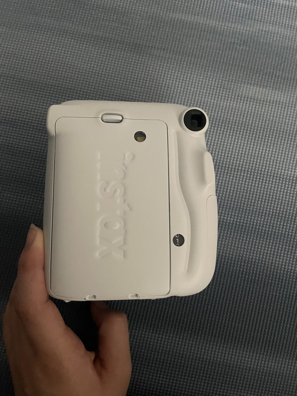 POLAROID INSTA FILM CAMERA - Film and Case included