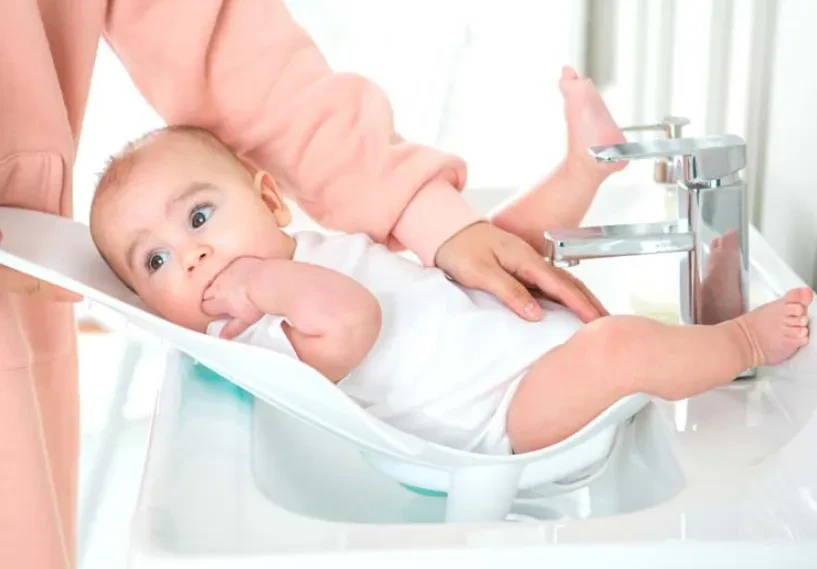Bathtub baby