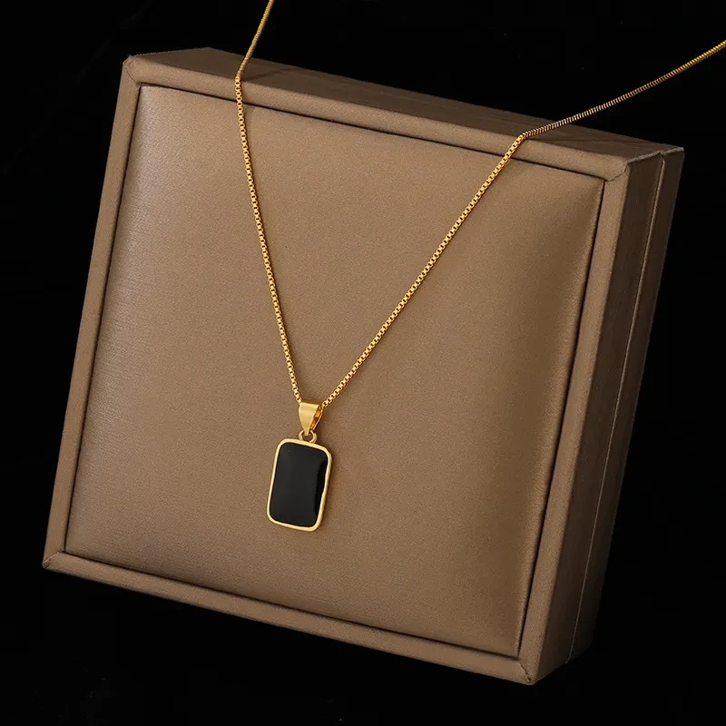 Rectangular Pendant Necklace Design 18K Gold Non-fading Fashion Steel Necklace For Women