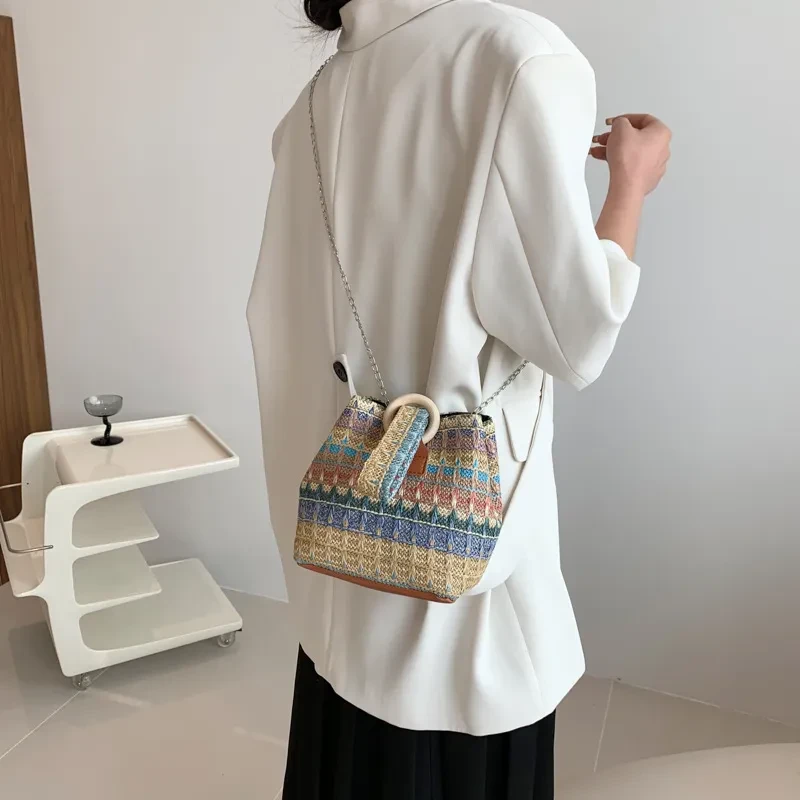Spring Shoulder Fashion Simple Chain Bucket Bag