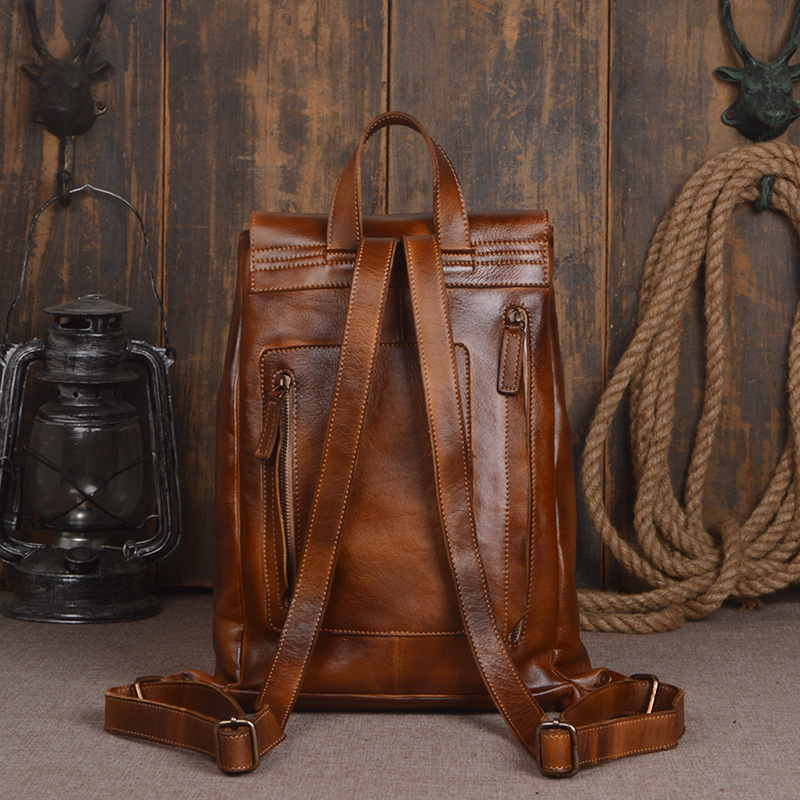 Men's fashion head layer leather, vegetable tanned leather bag, hand polishing color, personalized lady backpack, large capacity computer bag