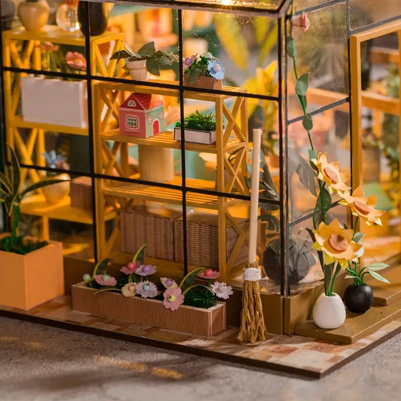 Three-dimensional Jigsaw Puzzle Assembly Model Wooden Dollhouse Kit Miniature Diy Small House Making Room Toys