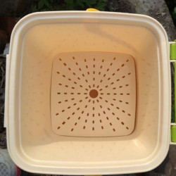 Kitchen Waste Pile Bokashi Fungus Chaff Compost Bucket