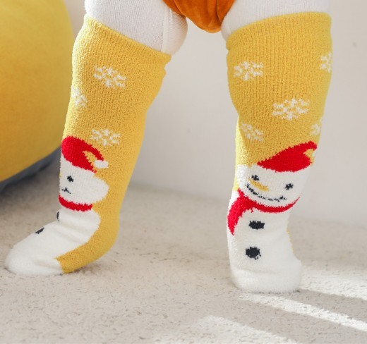 New Baby Christmas Cartoon Coral Velvet Stockings