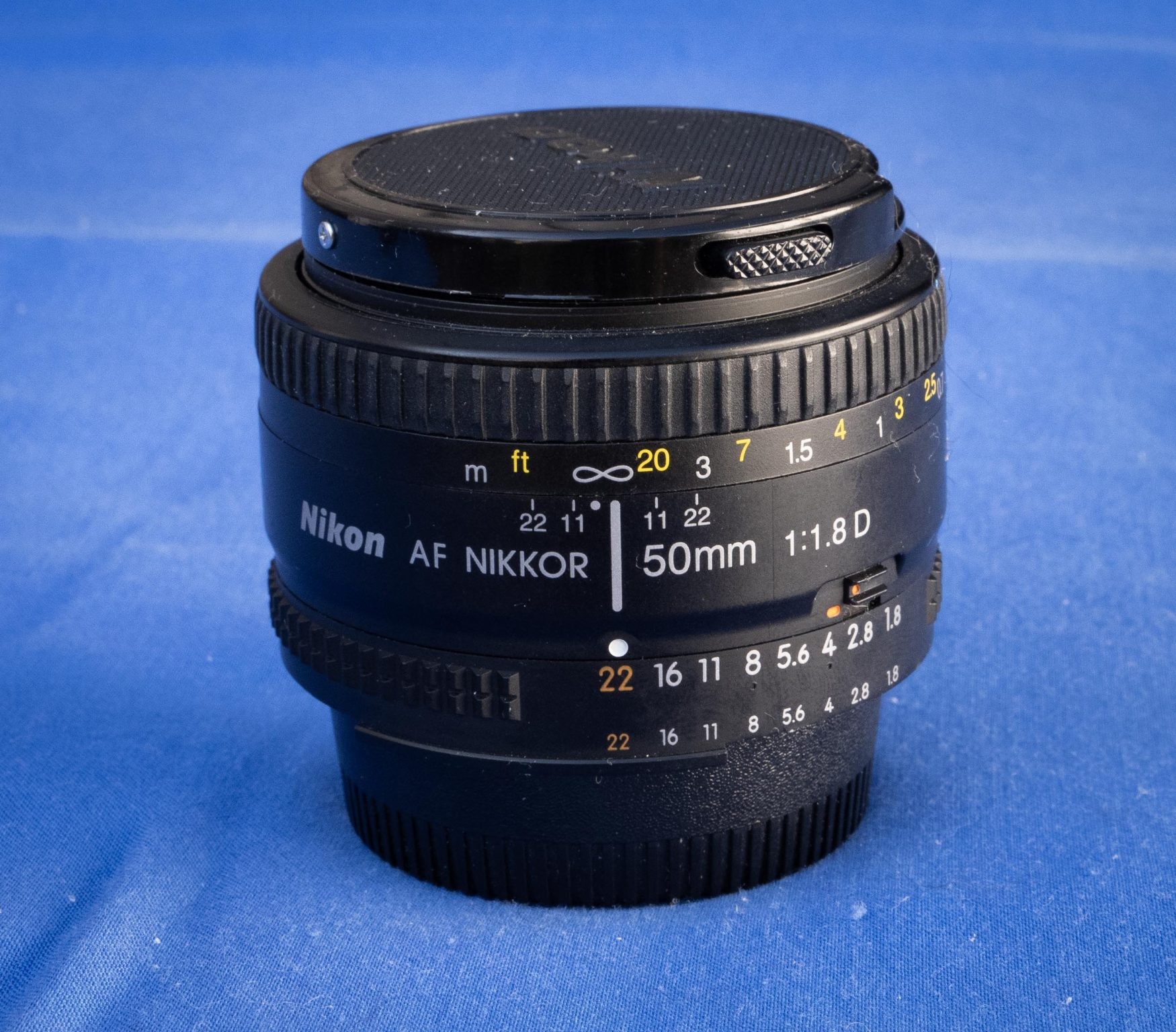 Nikon 50mm f/1.8