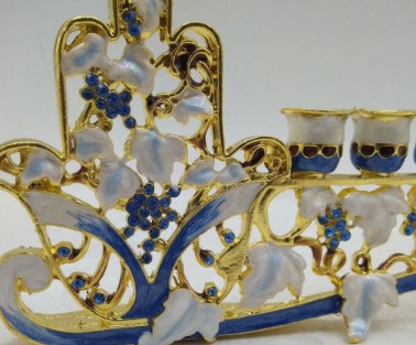 Vintage Holiday Diamond Metal Candlestick