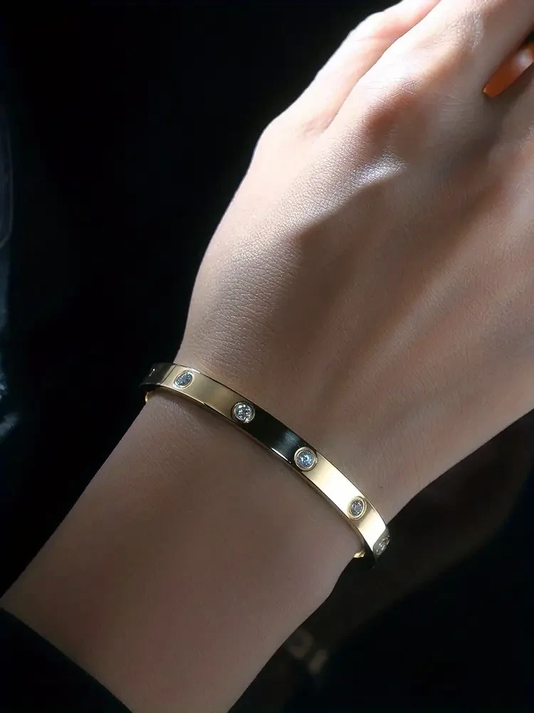 Titanium Steel Rhinestone Bangle Niche Oval Hand Jewelry for Ladies