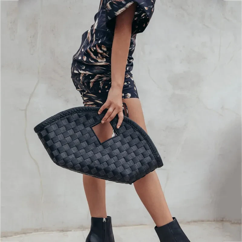 Women's Fashion Personality Temperament Woven Handbag
