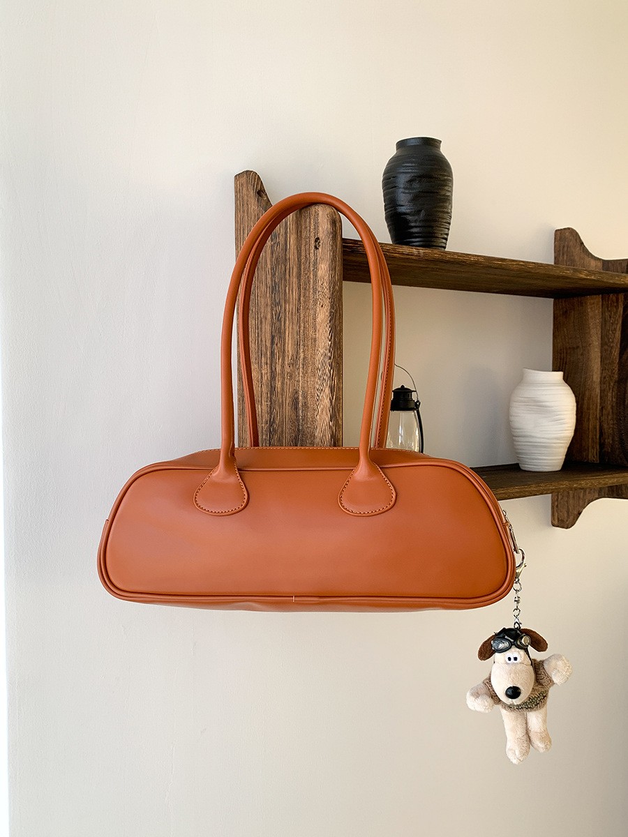 All-match Niche Oval Baguette Underarm Bag