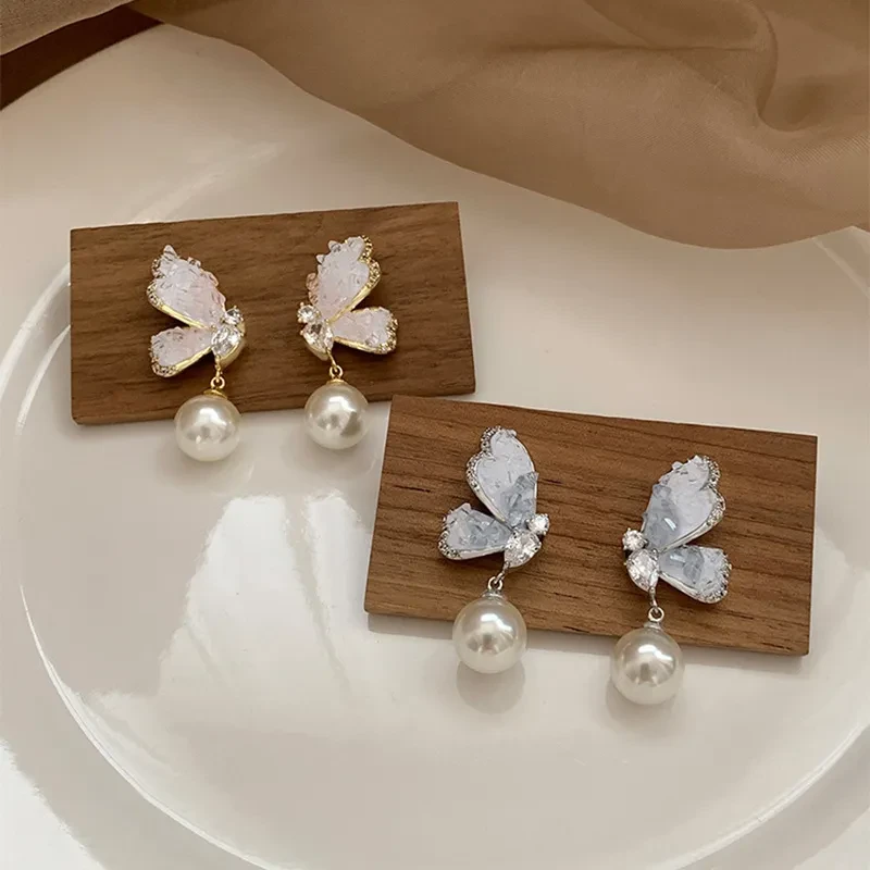 Gradient Butterfly Pearl Earrings With Rhinestones For Women