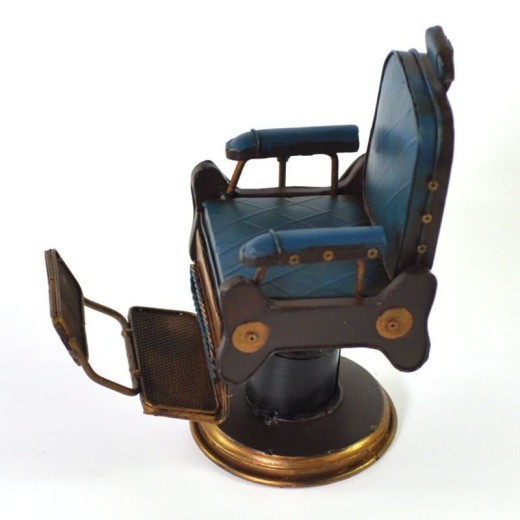 Creative Cashier Tin American Barber Shop Chair Model
