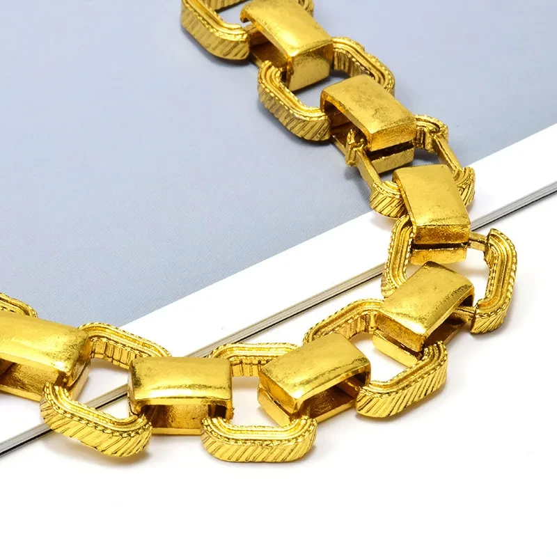 Fashionable Golden Metal Buckle Bracelet Cross-border E-commerce Wholesale