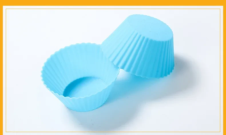 Nonstick Reusable Silicone Cupcake Liners Baking Cups 12 Pieces