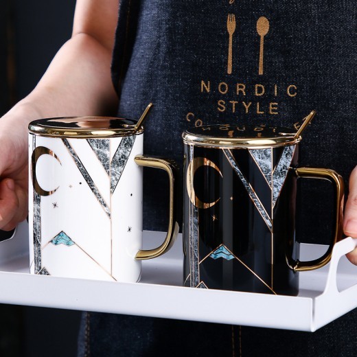 Large Capacity Ceramic Cup With Lid Cpoon Coffee Cup Couple Cup