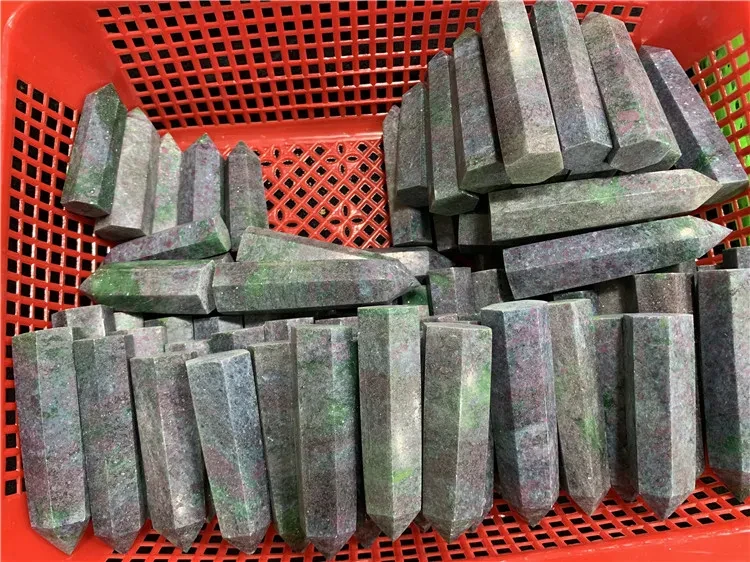 Raw Stone Cutting Polishing And Six Prism Ornaments Crafts