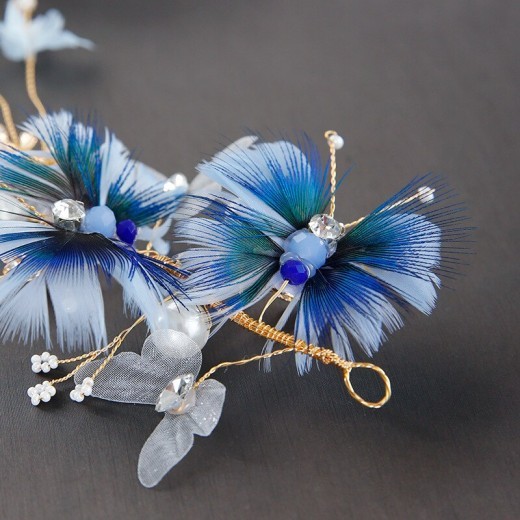 Bridal wedding hair accessories
