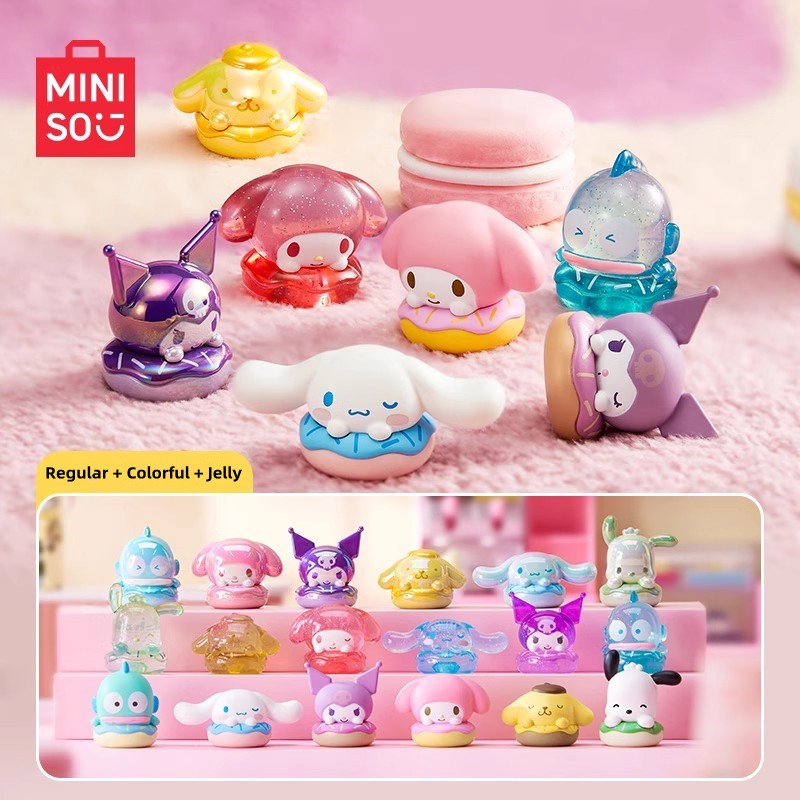 MINISO Sanrio Family Donut Series Candy Pellet Blind Box Kawaii Surprise Toy, Desktop Decoration Model, Ideal Christmas Gift for Children