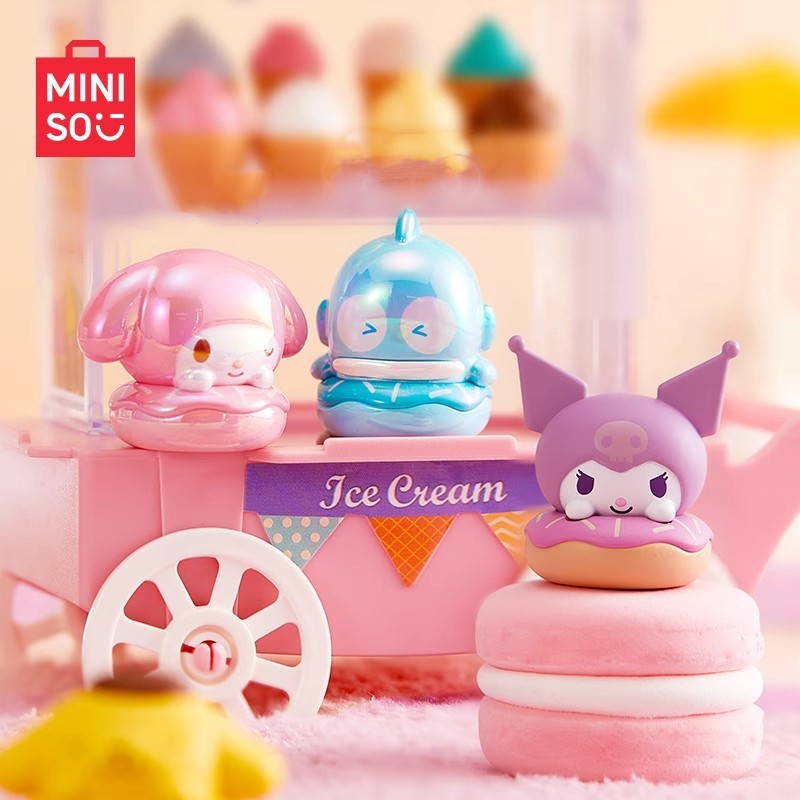 MINISO Sanrio Family Donut Series Candy Pellet Blind Box Kawaii Surprise Toy, Desktop Decoration Model, Ideal Christmas Gift for Children