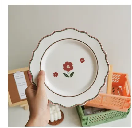 Japanese Style Tulip Ceramic Flat Plate Cute Small Dinner Plate Dish