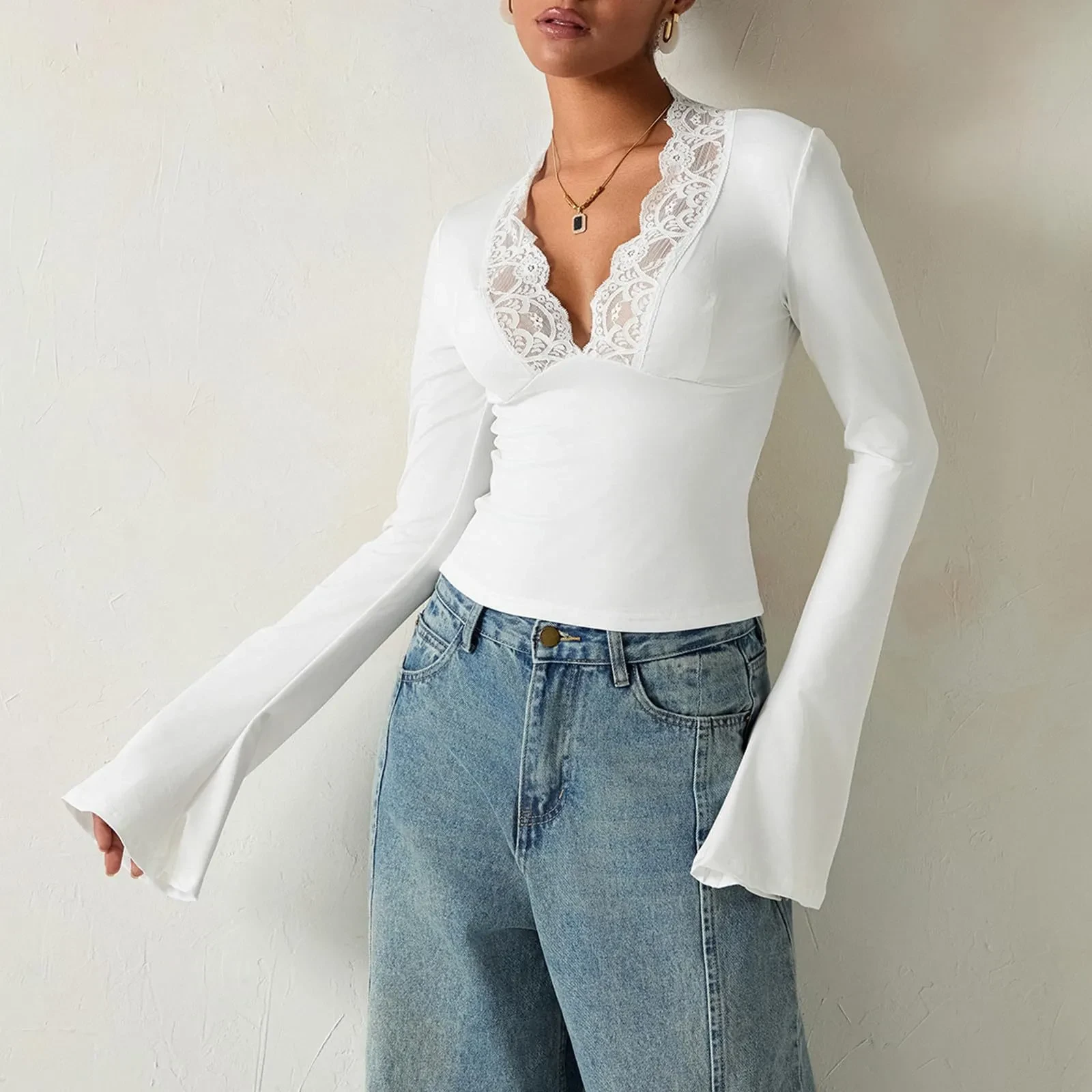 Slim V-neck Lace T-Shirt Ins Fashion Trumpet Sleeve Long-sleeved Top Women Clothing