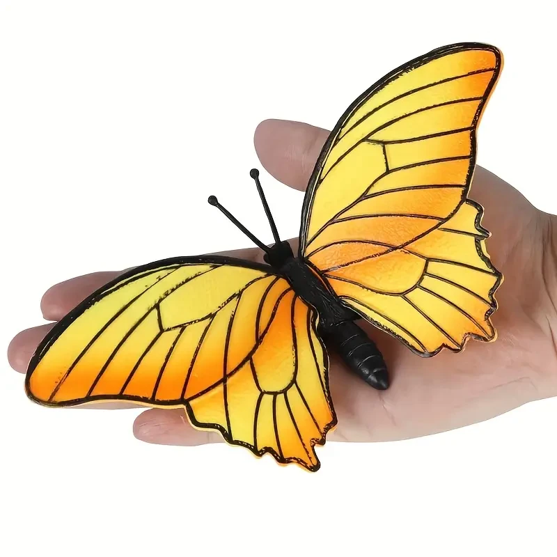 12 Realistic Insect Toy Models