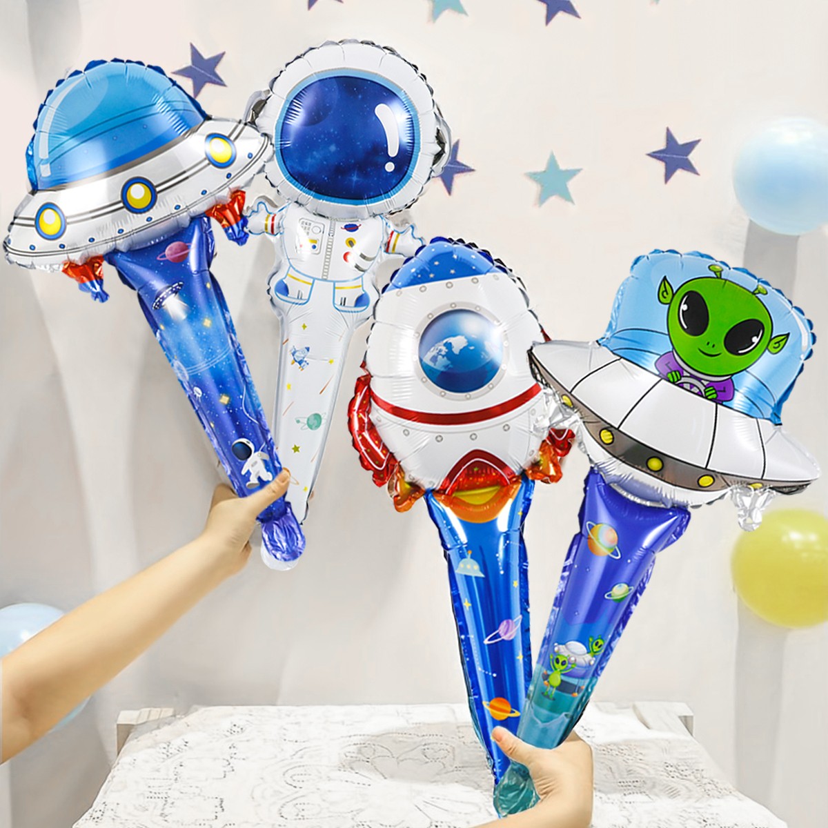 4pcs Space-Themed Astronauts & UFO Handheld Aluminum Film Balloons