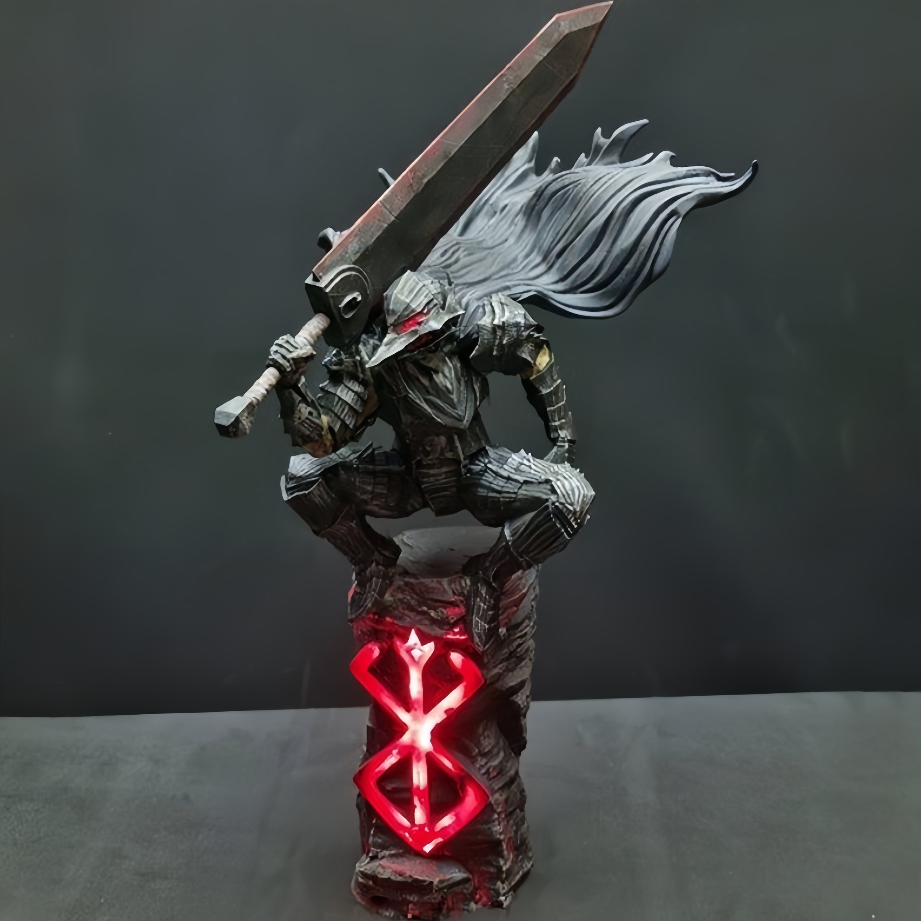 25cm Berserk Guts Action Figure  Berserker Armor Black Swordsman Model