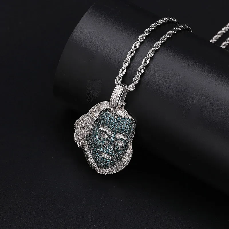 Head zircon pendant