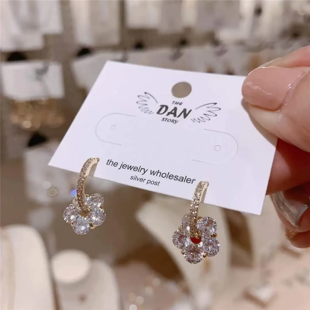 925 Silver Needle Temperament Crystal Flower Stud Earrings